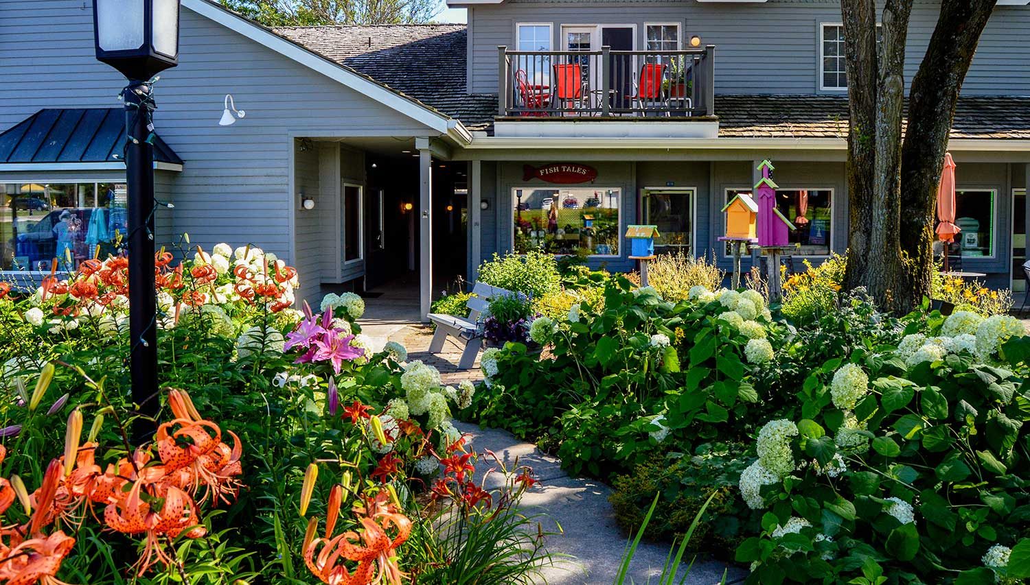 Fish Creek Door County Shopping at Top of the Hill Shops